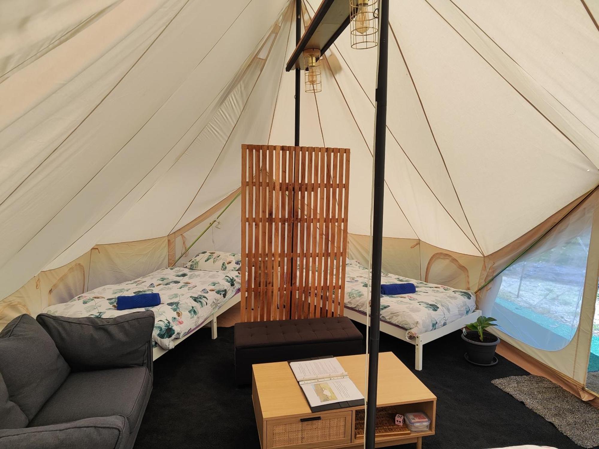 Glamping At Zeehan Bush Camp Eksteriør billede